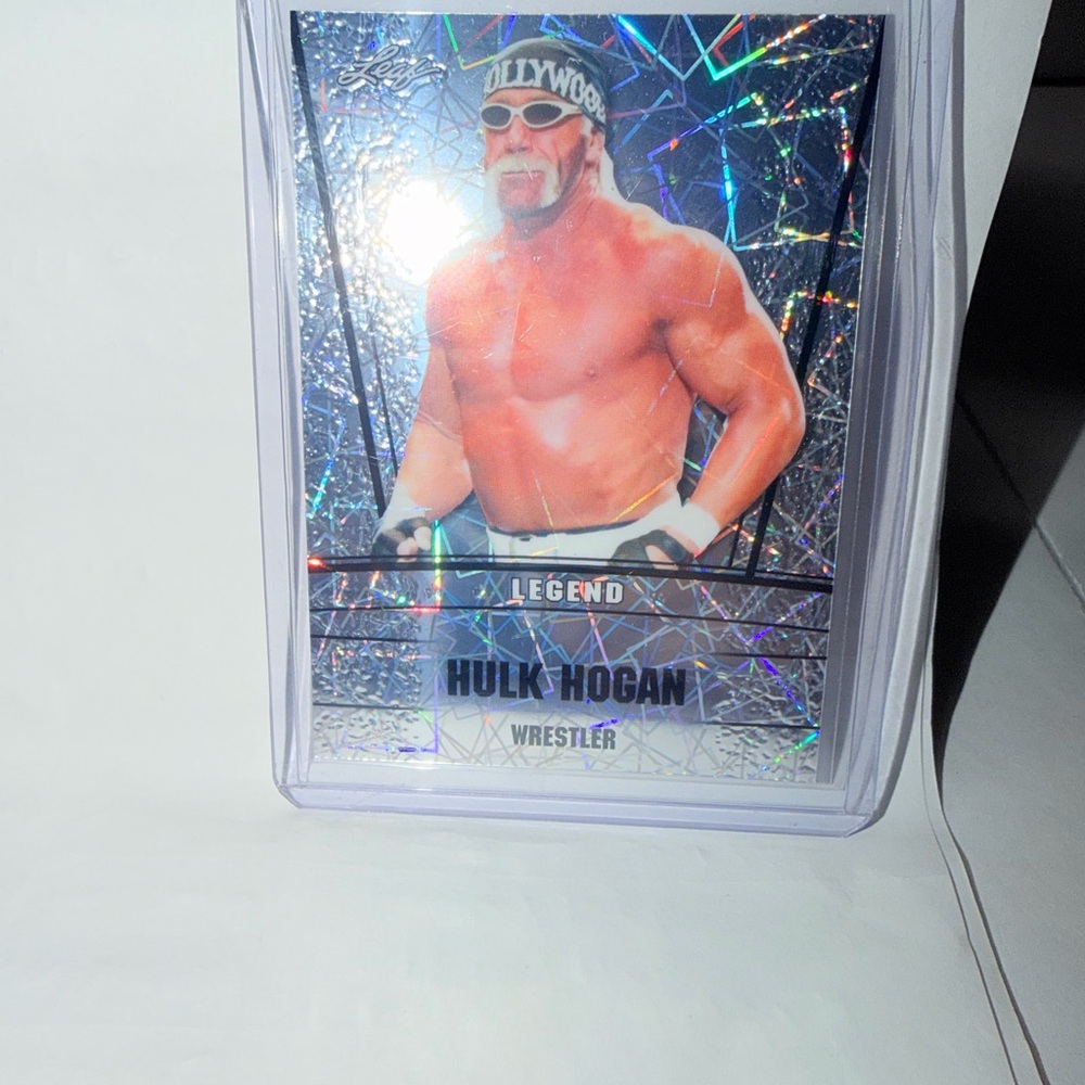 Hulk Hogan 'Legend' Holographic Trading Card